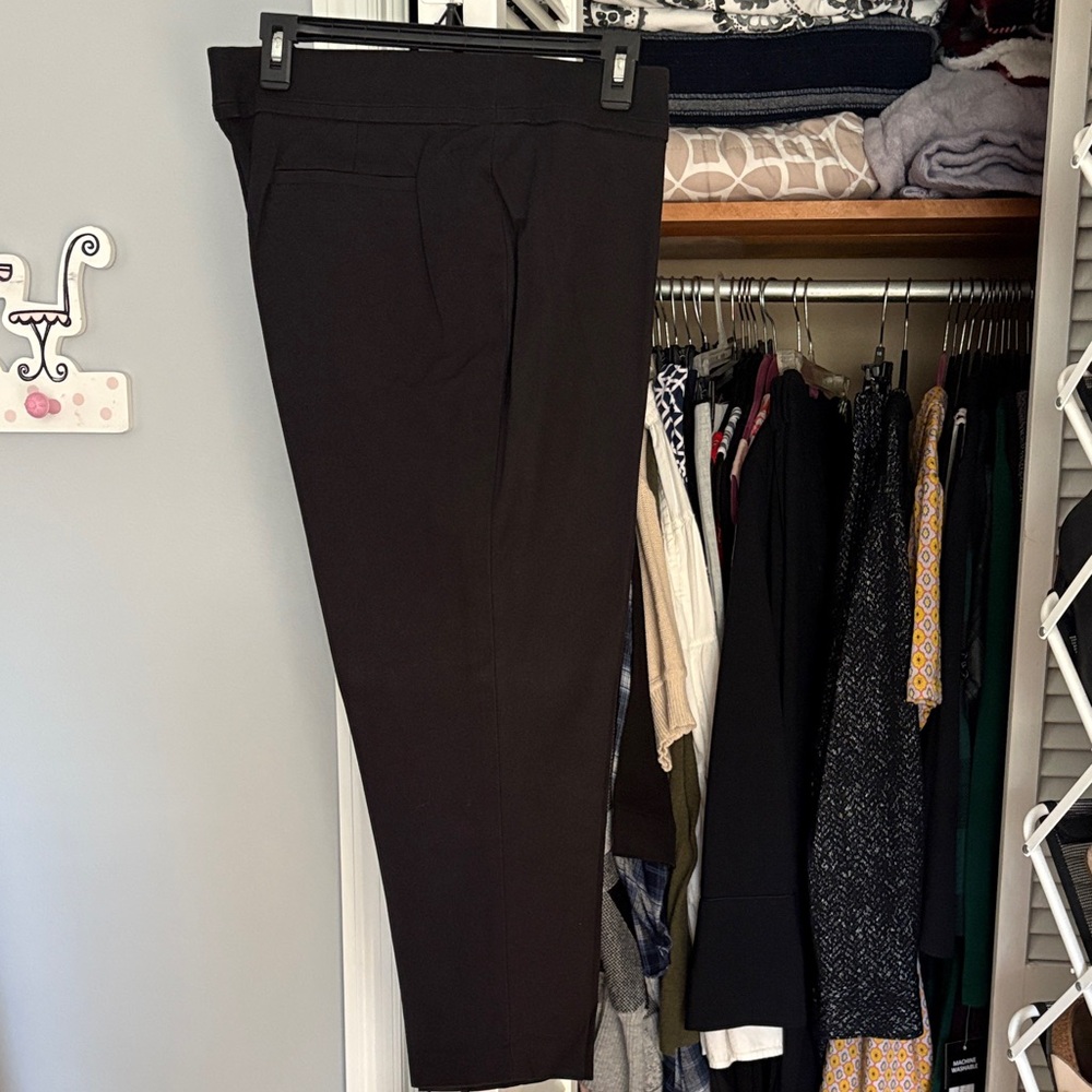 Peter Nygard Women’s Black Ankle Dress Pants